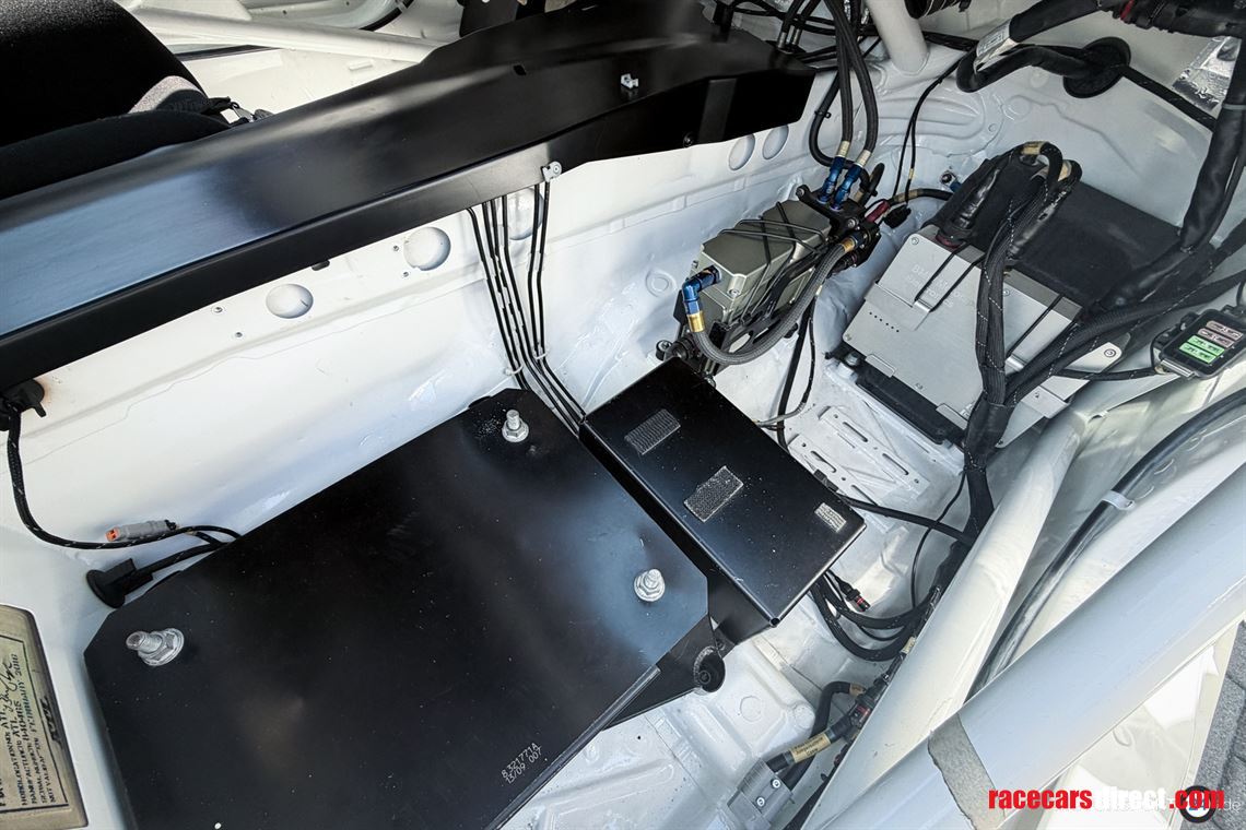 bmw-z4-gt3-1033