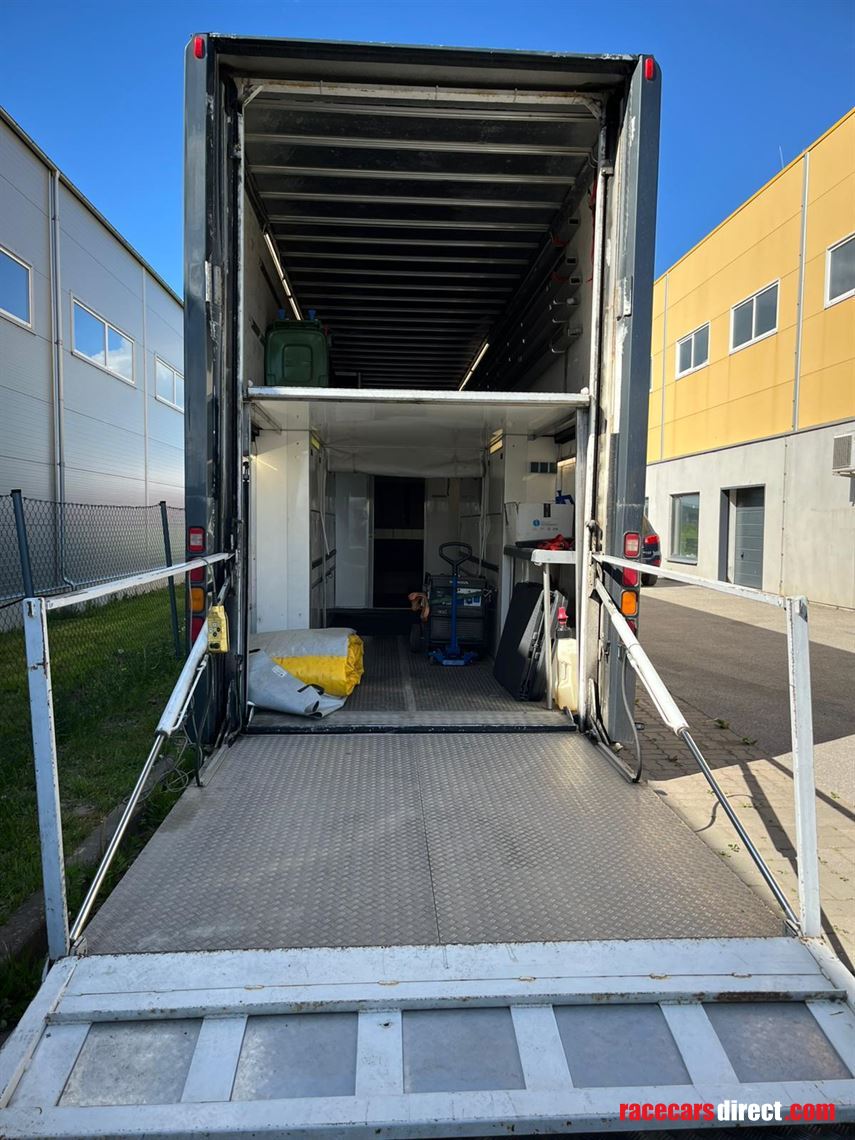 man-wilson-double-deck-ebf3n