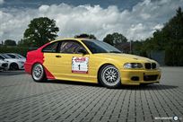 bmw-e46-racecar-with-e36-320i-stw-technic