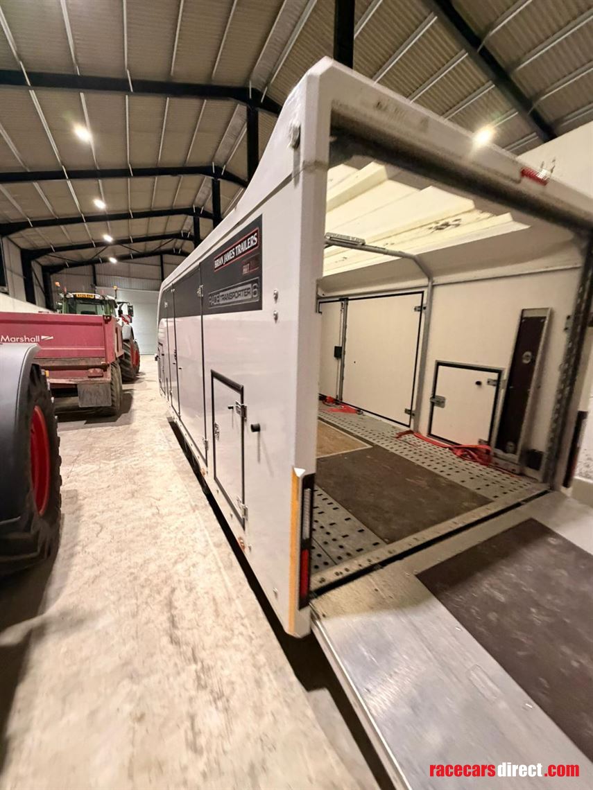 brian-james-race-transporter-6