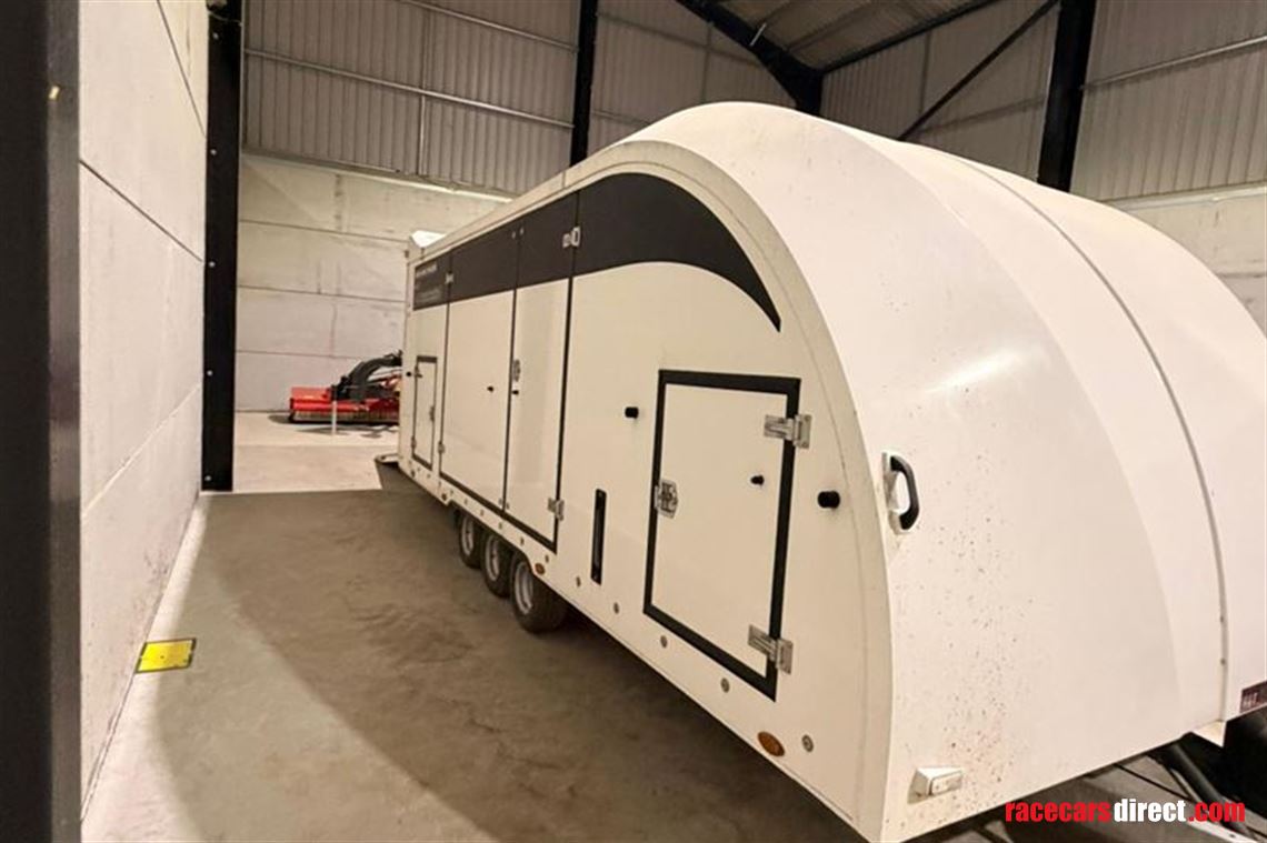brian-james-race-transporter-6