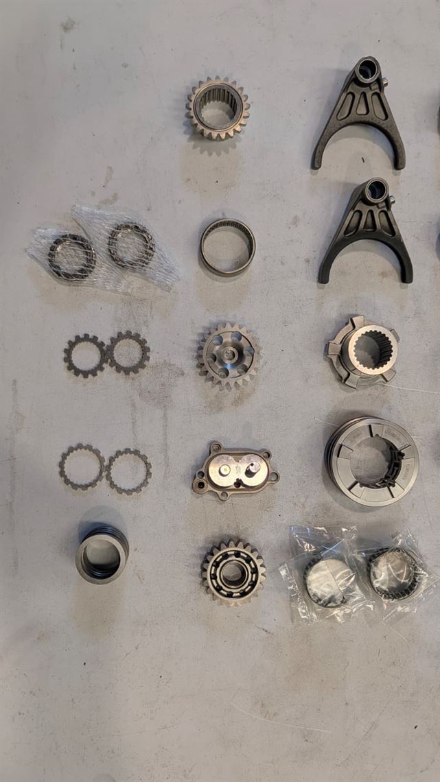 f3-eurocup-internals-gearbox-kit