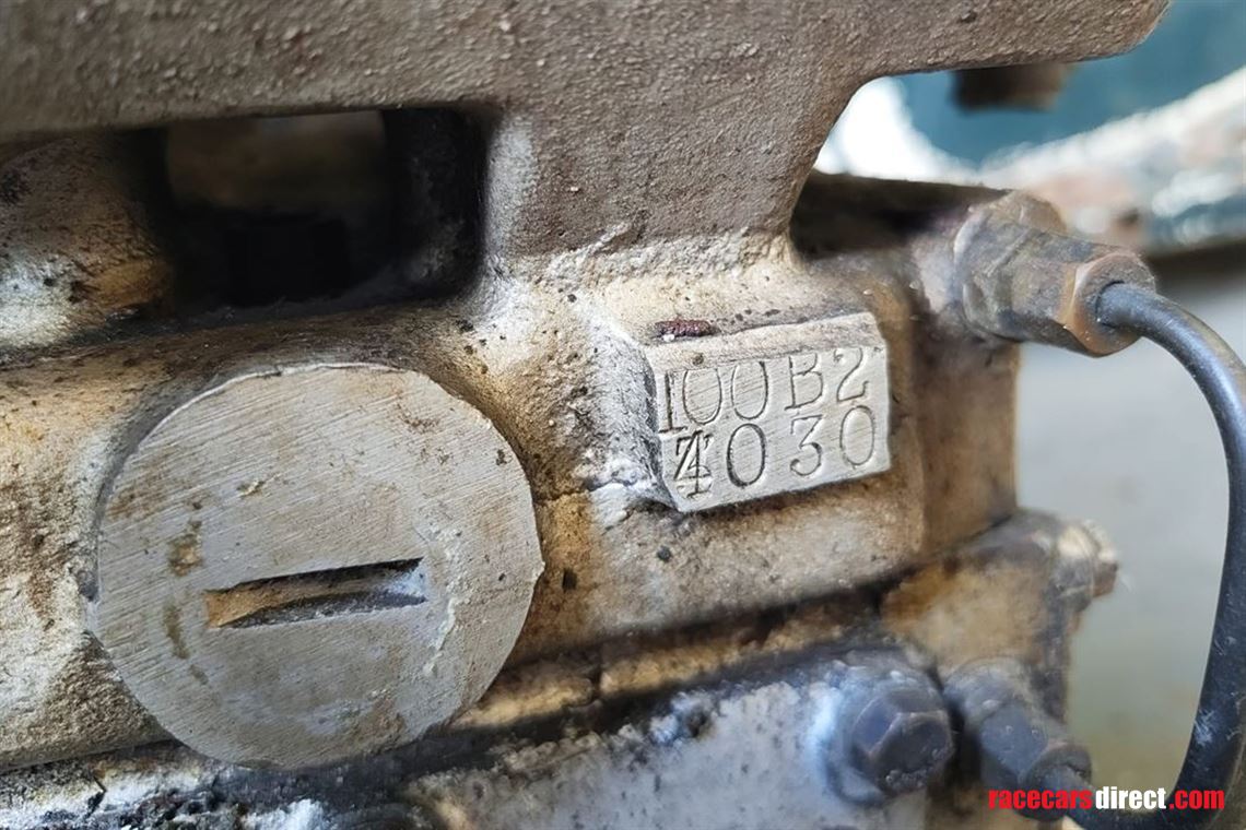 original-bristol-100b2-engine-and-gearbox