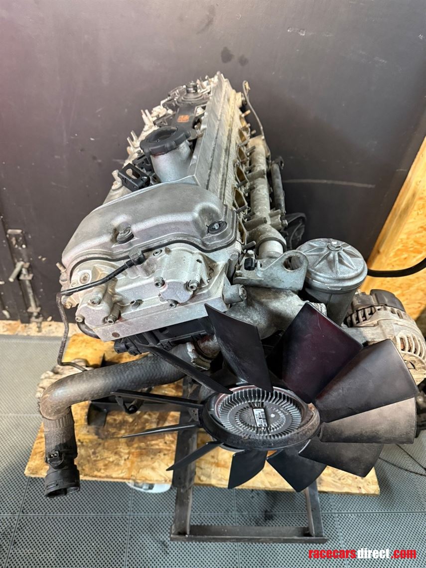 bmw-s54-engine-from-e46-m3-csl