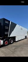 race-transporter-living-trailer