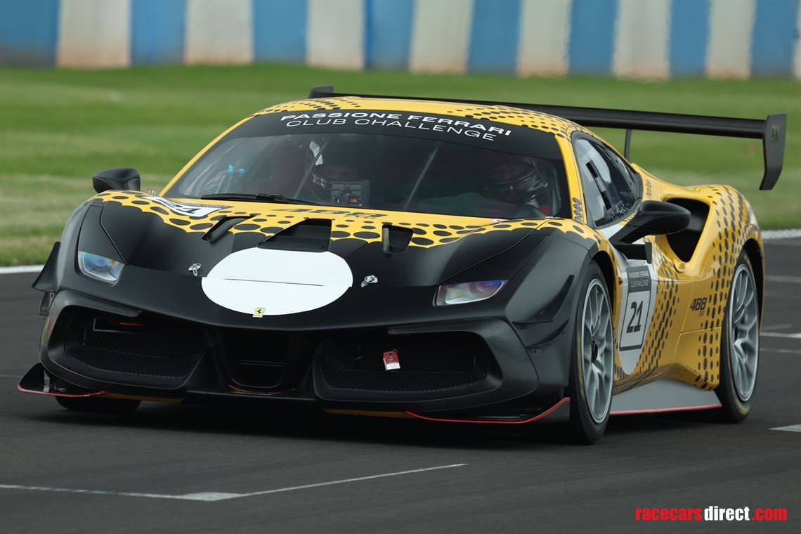 2018-ferrari-challenge-488-evo