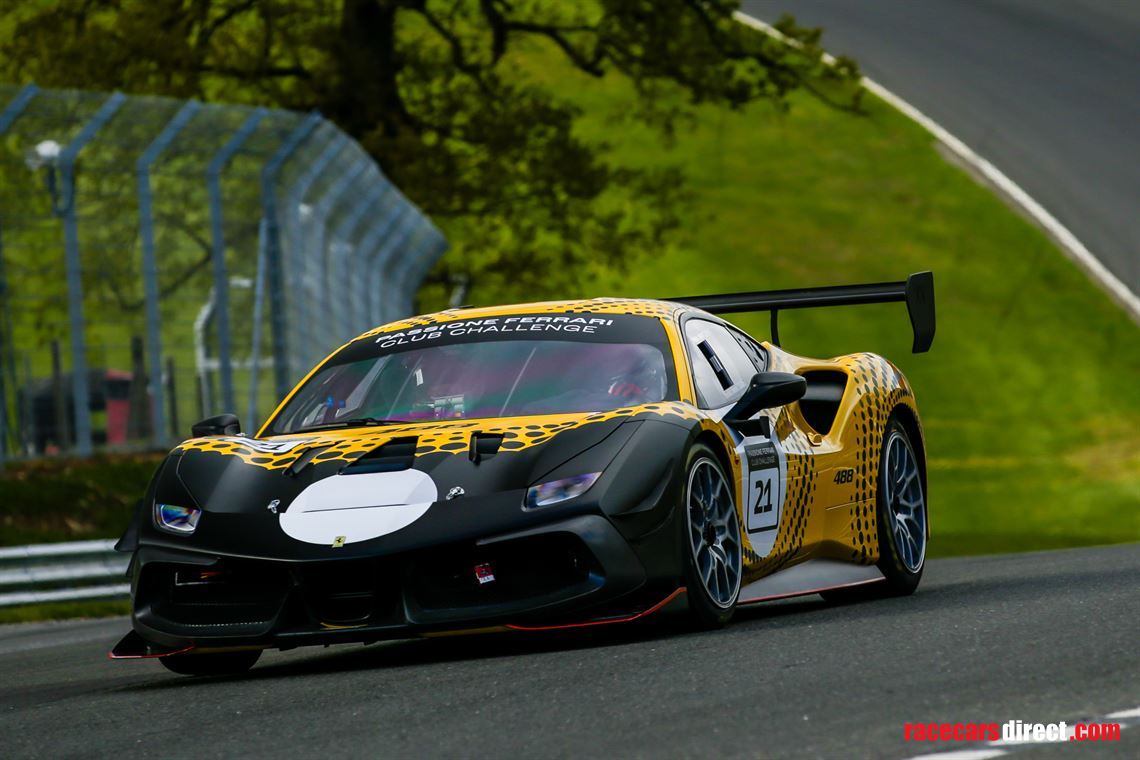 2018-ferrari-challenge-488-evo