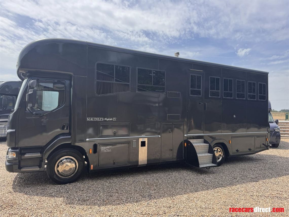 maudsley-13-ton-4-horse-horsebox