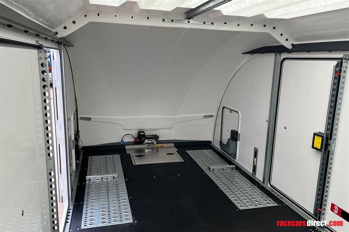 ex-demo-brian-james-55m-x-235m-rt7-trailer
