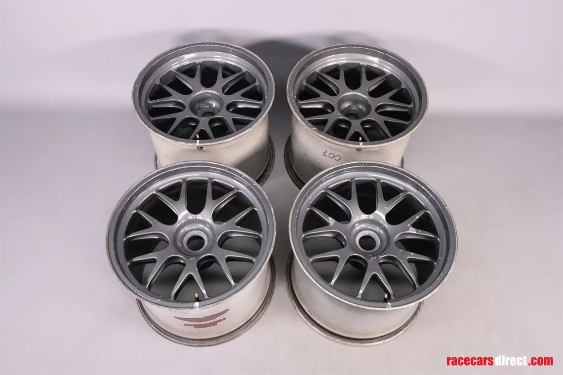 aston-martin-r16-lmp1-18-wheel-set