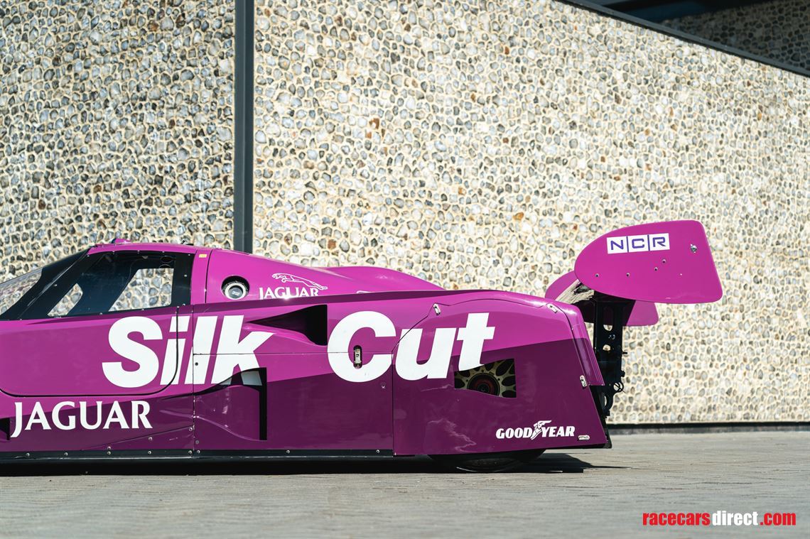 1991-silk-cut-jaguar-xjr-12