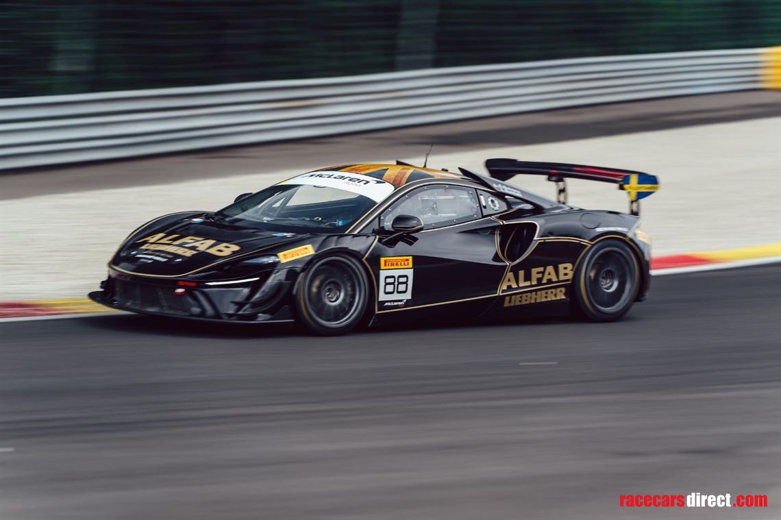 mclaren-artura-gt4-trophy-evo