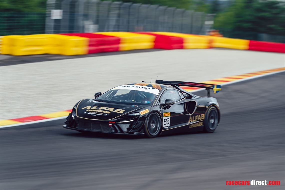 mclaren-artura-gt4-trophy-evo