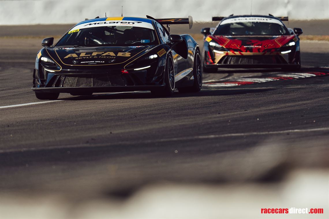 mclaren-artura-gt4-trophy-evo