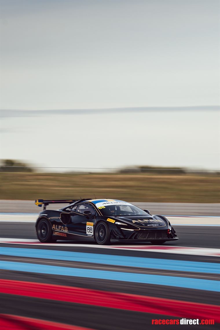 mclaren-artura-gt4-trophy-evo