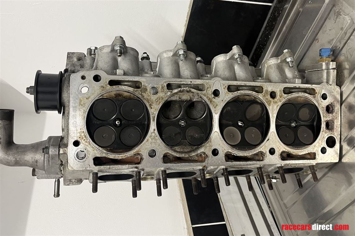 yb-na-cosworth-millington-head