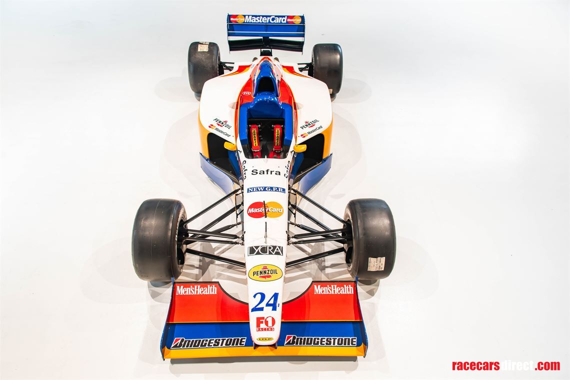 f1-lola-t9730-mastercard-full-running-car