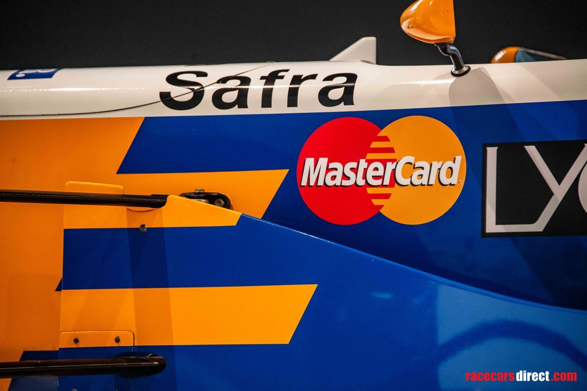 f1-lola-t9730-mastercard-full-running-car