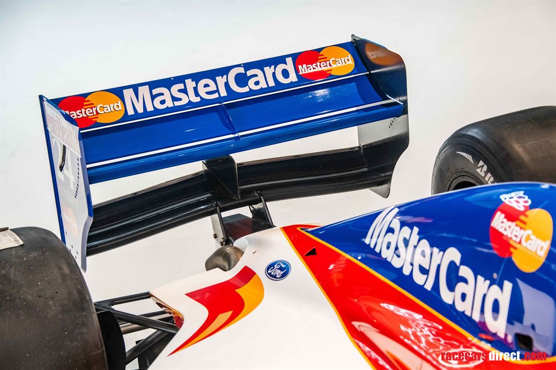 f1-lola-t9730-mastercard-full-running-car