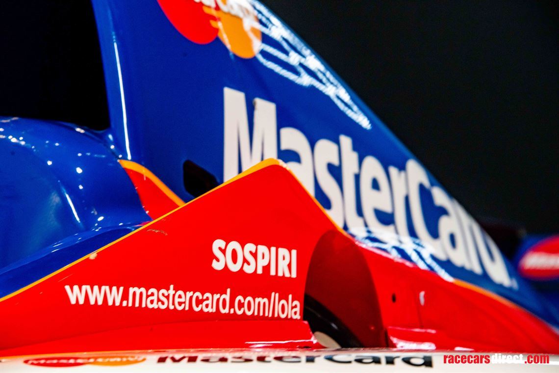 f1-lola-t9730-mastercard-full-running-car