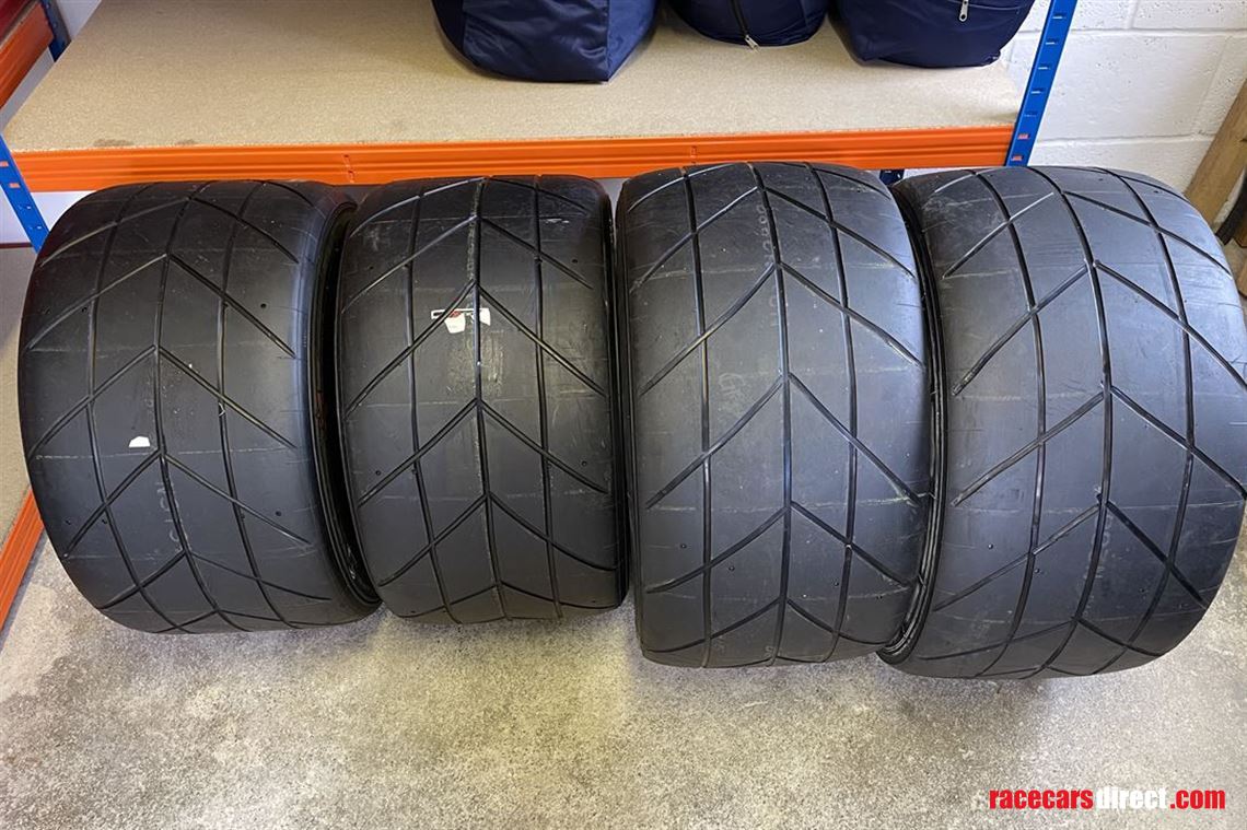 newunused-gt3-tyre-sets-pirelli-yokohama