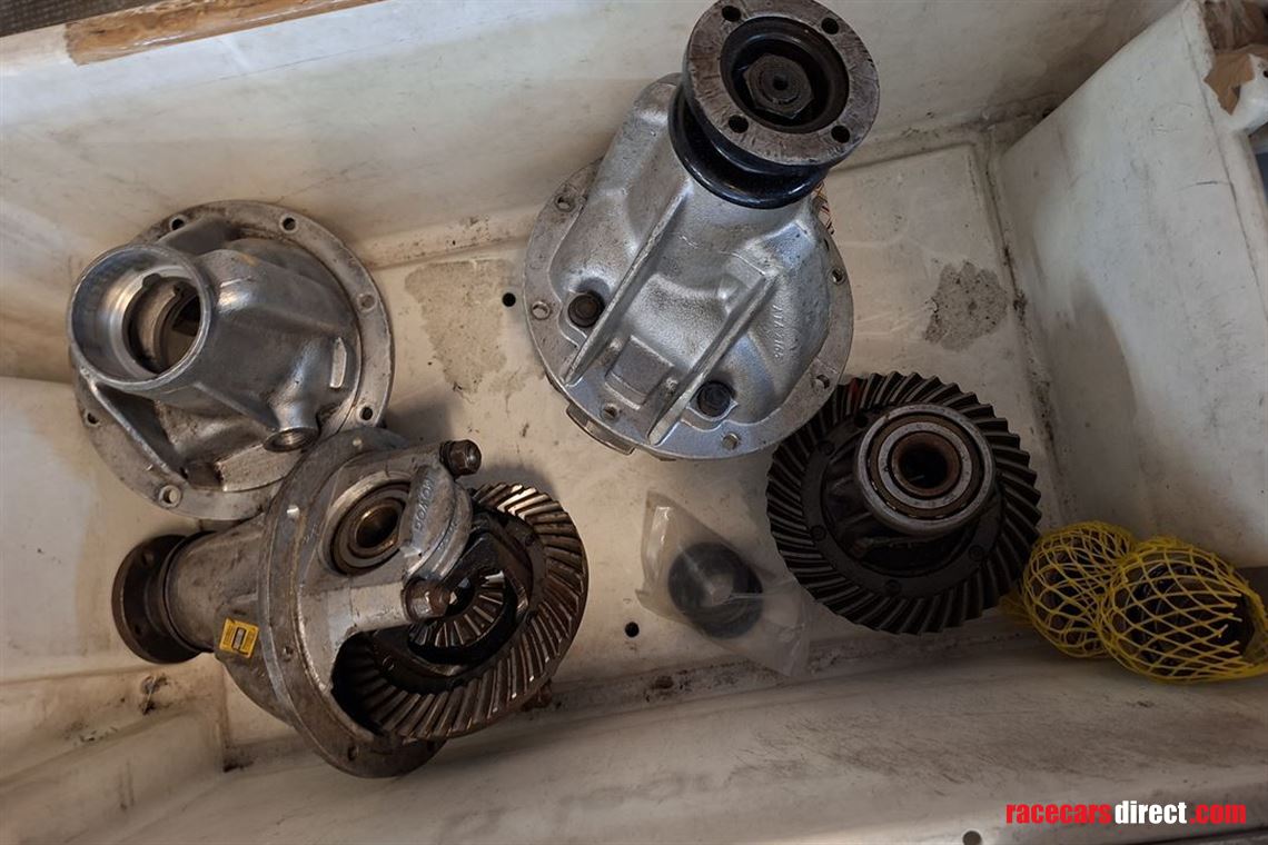 lola-mk1-axle
