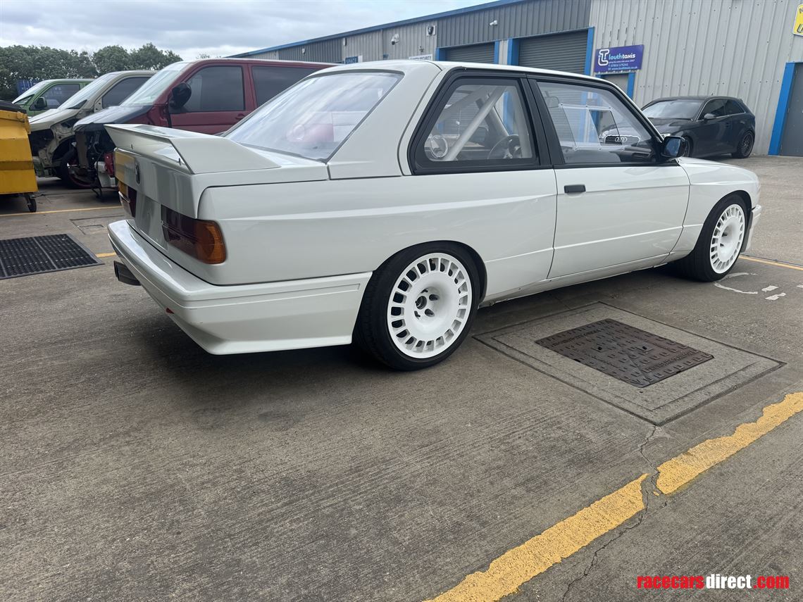 bmw-e30-m3-1987