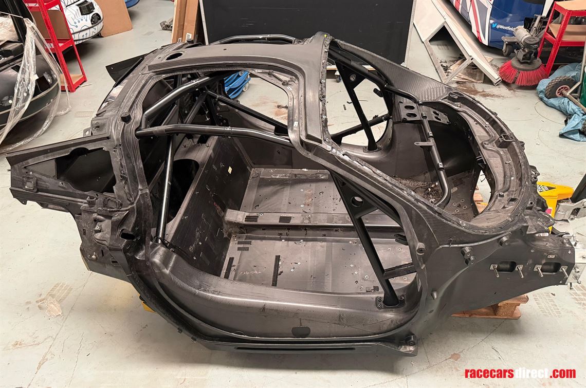 2022-mclaren-gt3-carbon-fibre-monocoque-tub