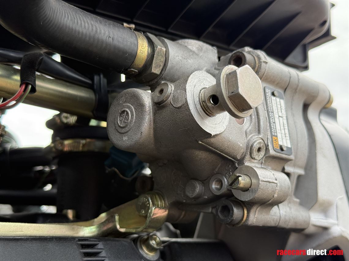 porsche-993-engine-m6405