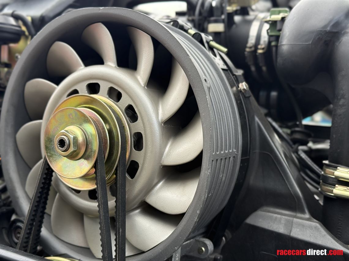 porsche-993-engine-m6405