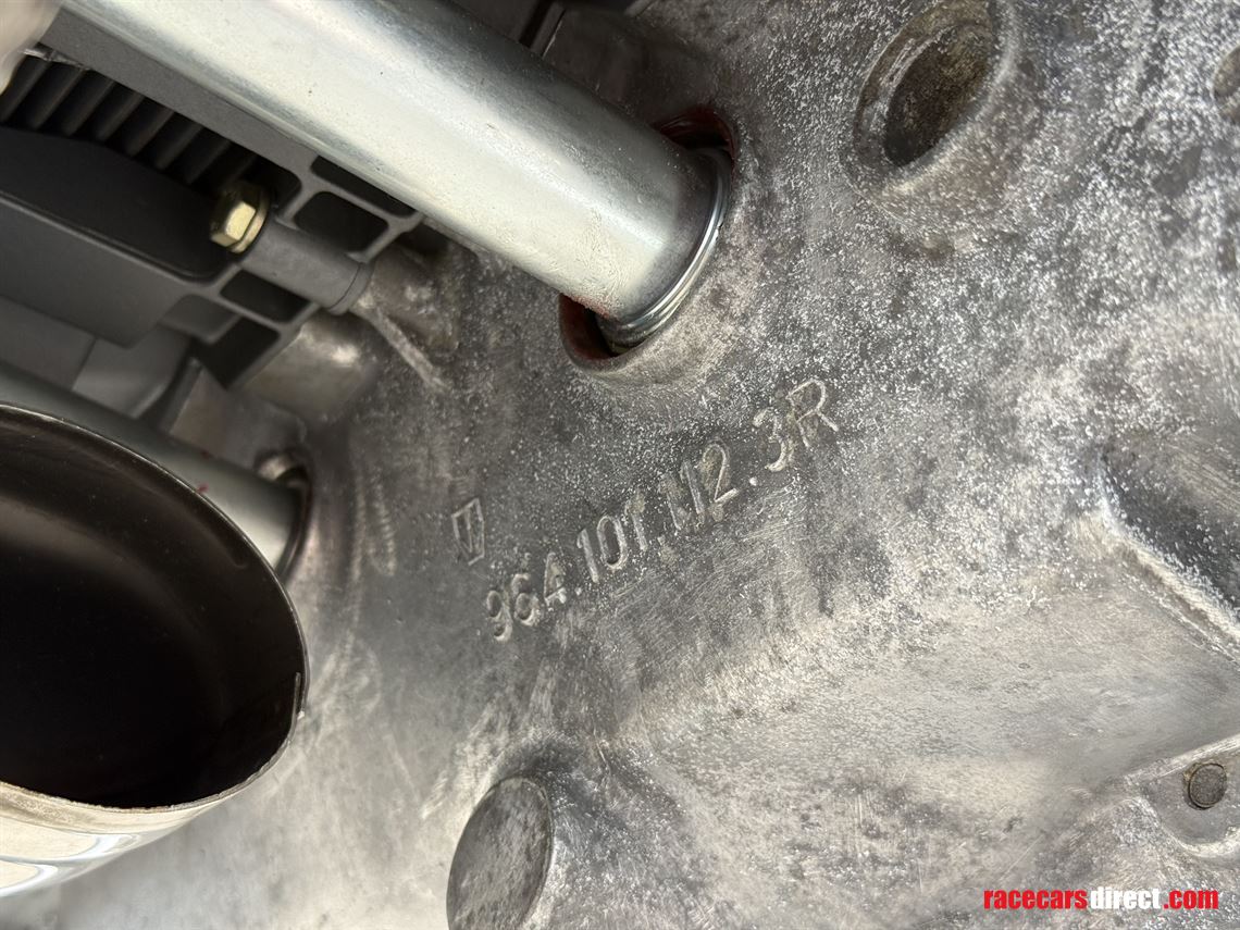porsche-993-engine-m6405