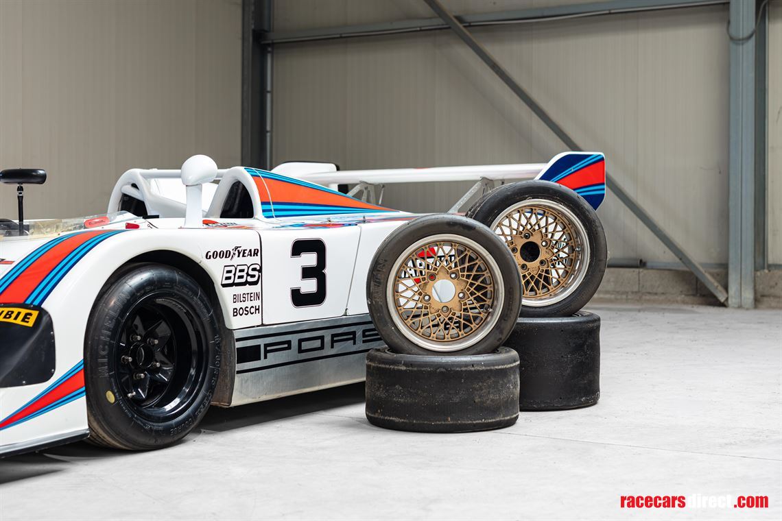 1977---sk-porsche-gr6