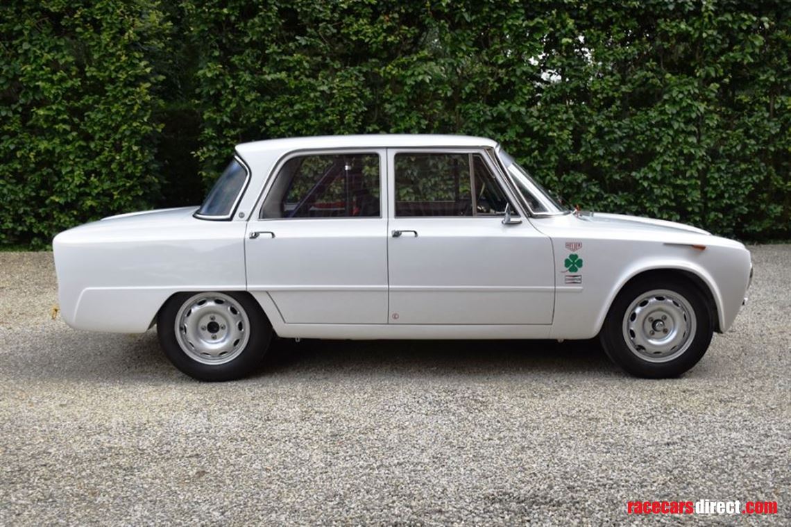 alfa-giulia-1600-ti