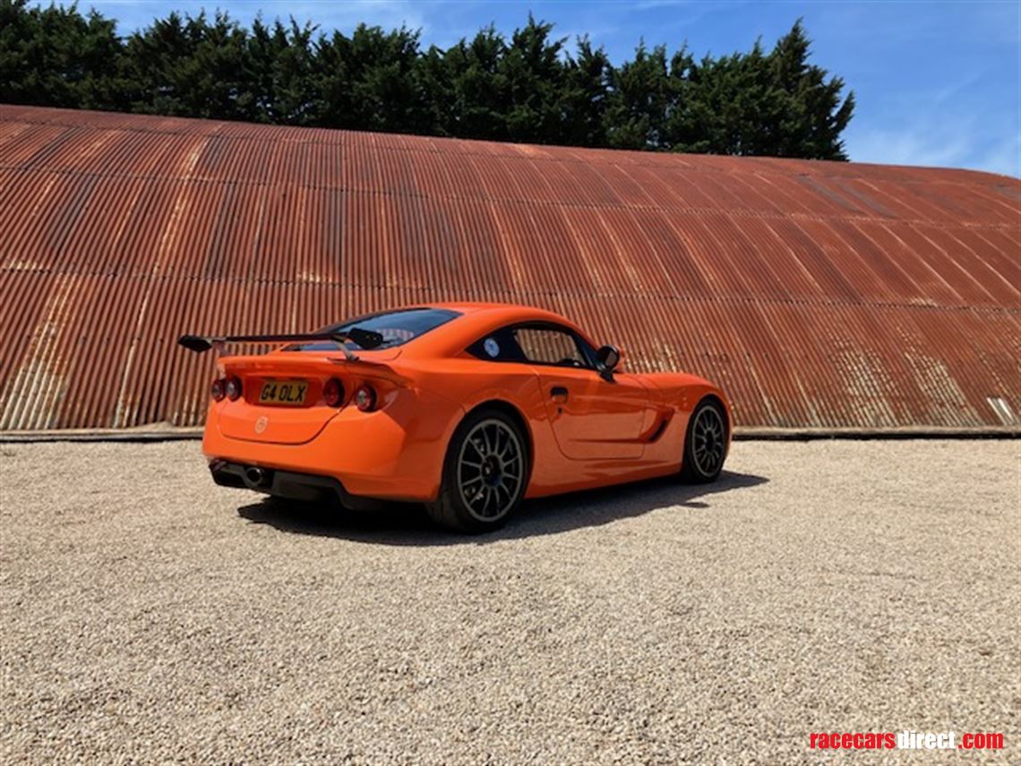 ginetta-g40r-road-and-track