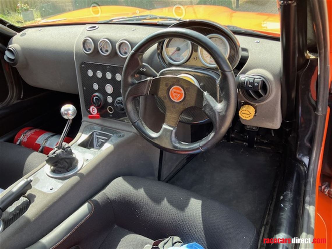 ginetta-g40r-road-and-track