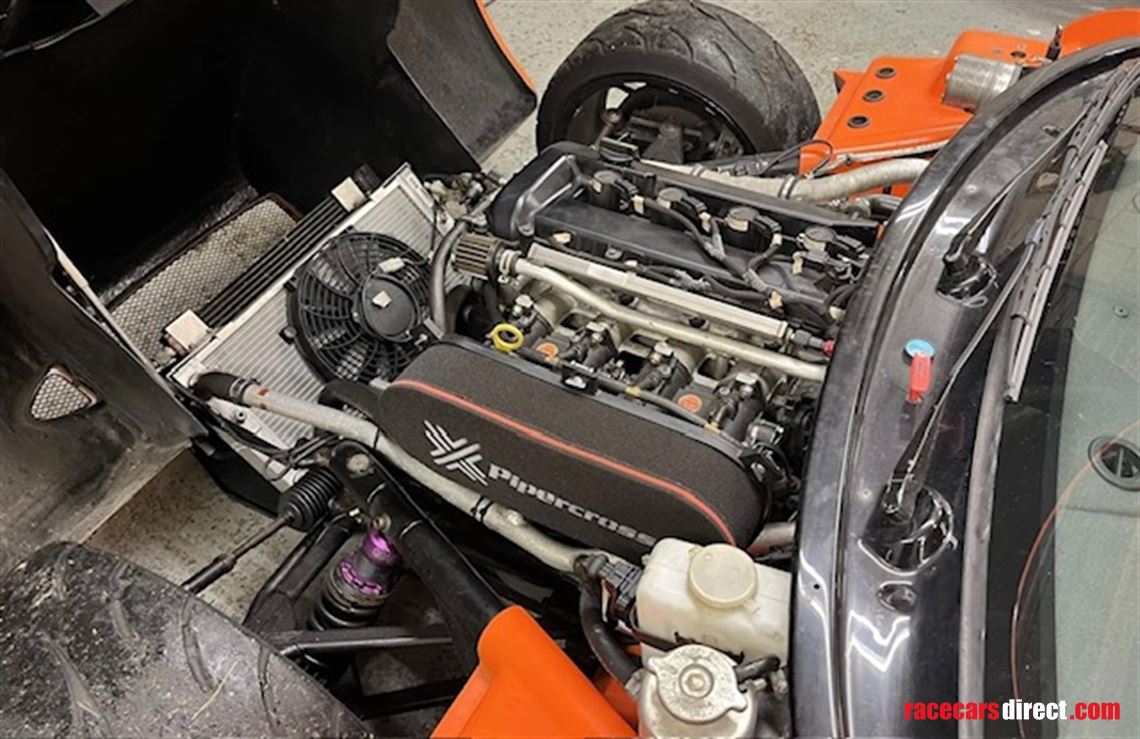 ginetta-g40r-road-and-track