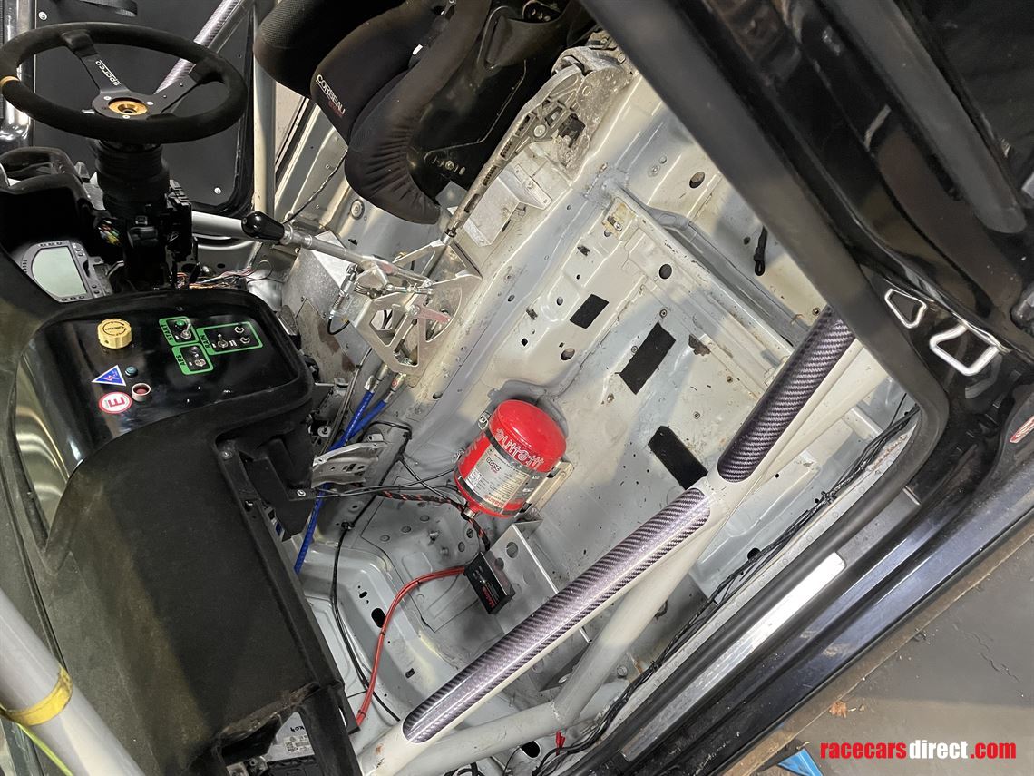 golf-endurance-race-car