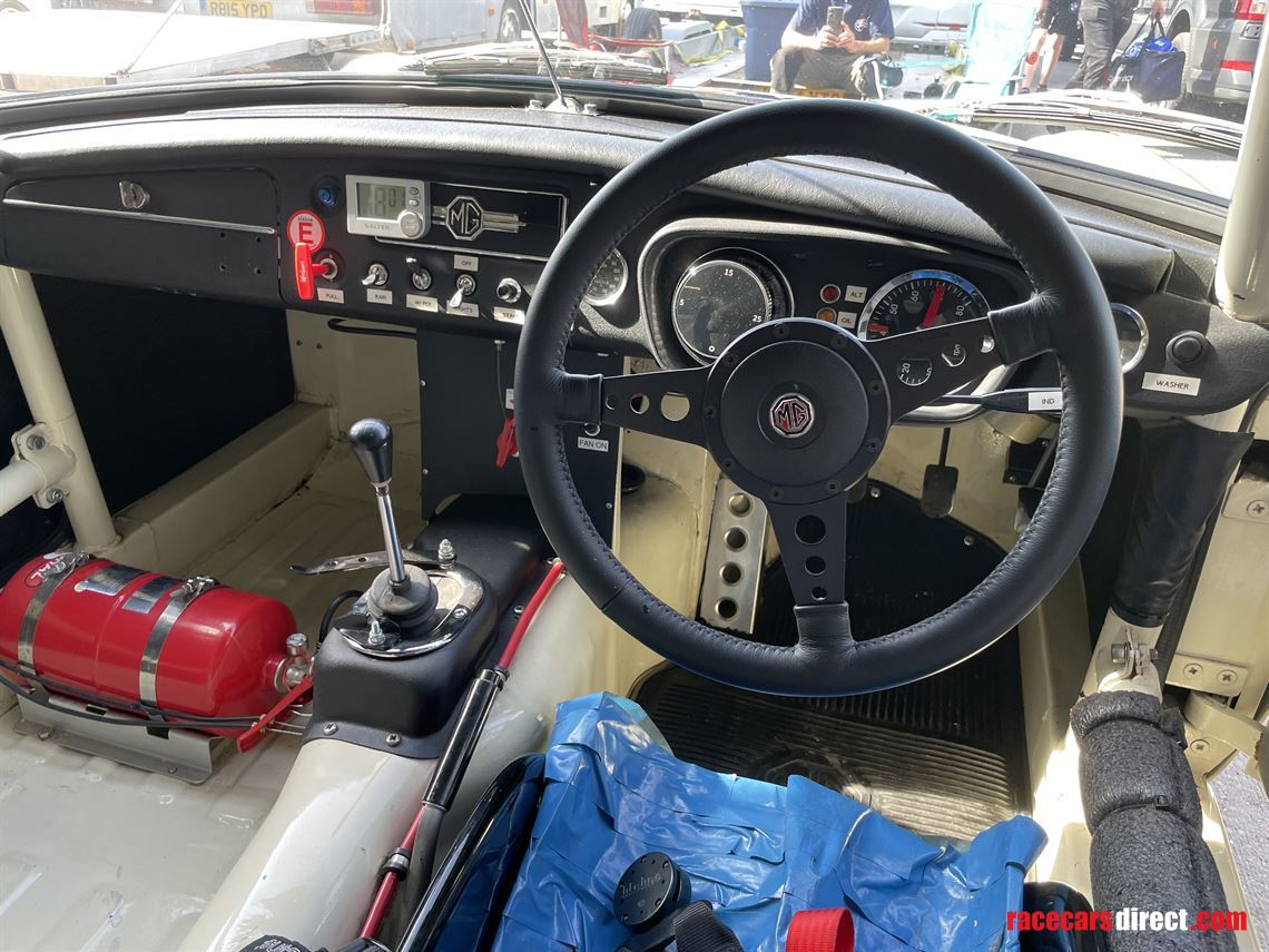 1963-fia-mgb-raodster