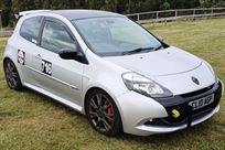 2011-renaultsport-clio-rs200-siverstone-gp