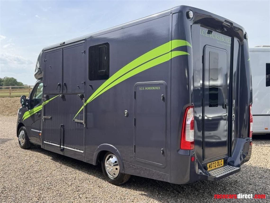 2025-ice-horsebox-395t-new-build