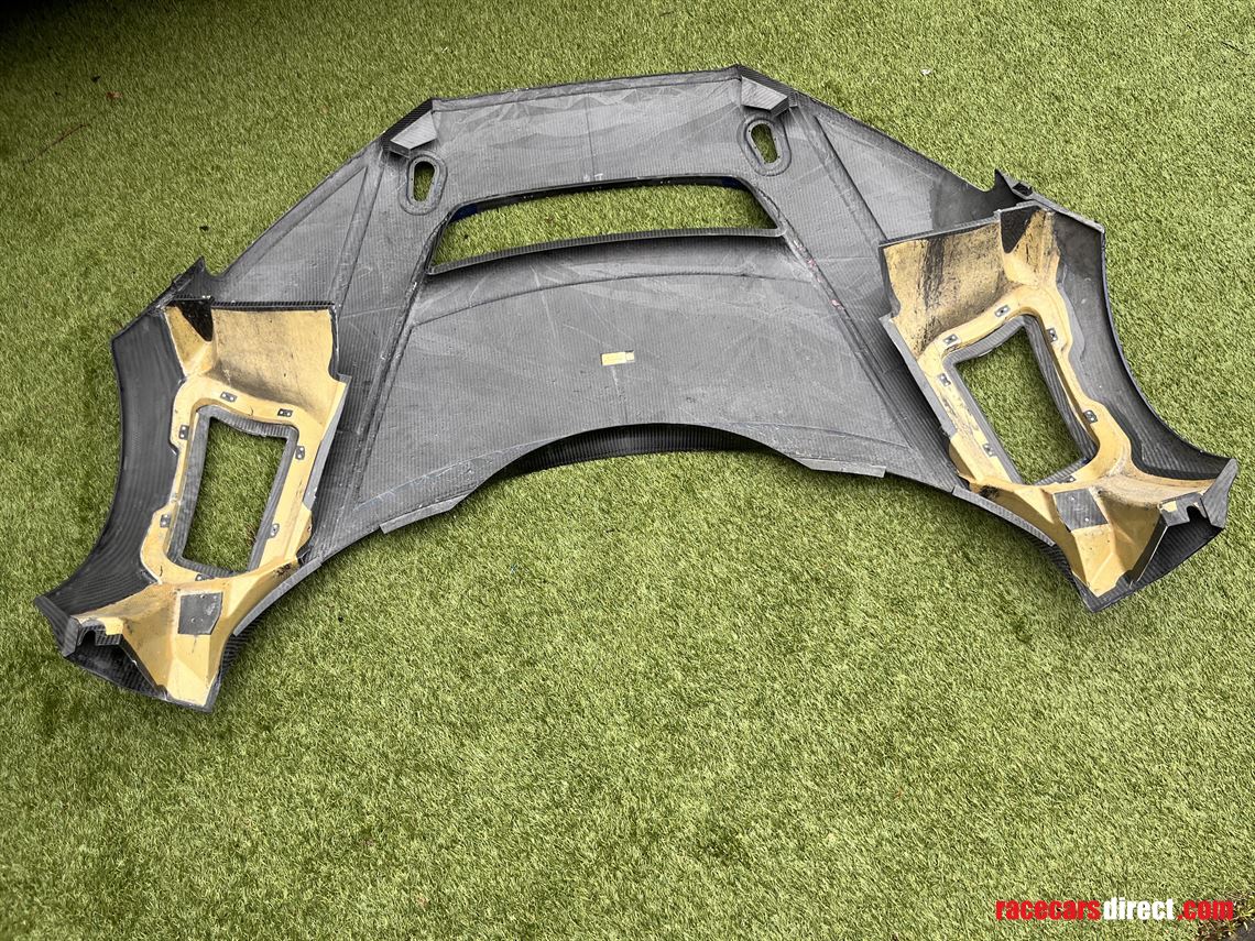 r8-lms-ultra-bonnet