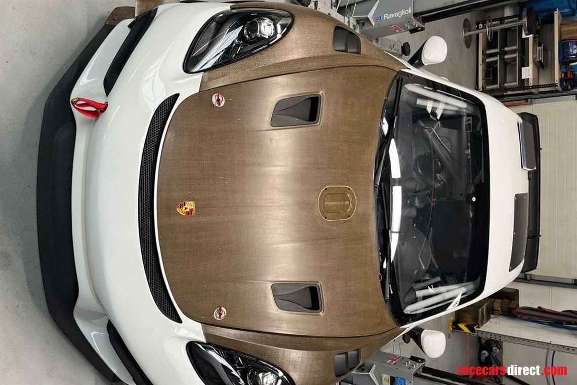 2024-porsche-718-cayman-gt4-rs-clubsport-for