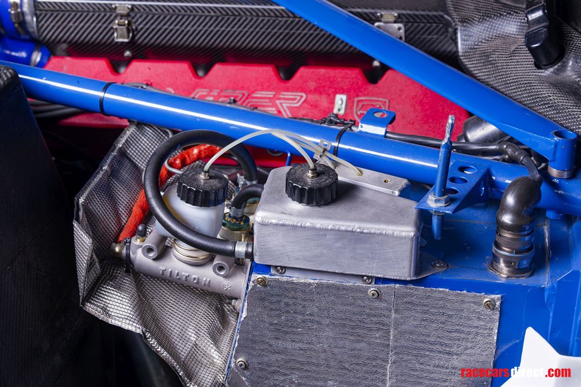 1995-chrysler-viper-gts-r-gt1