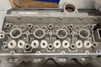 cosworth-head-and-parts