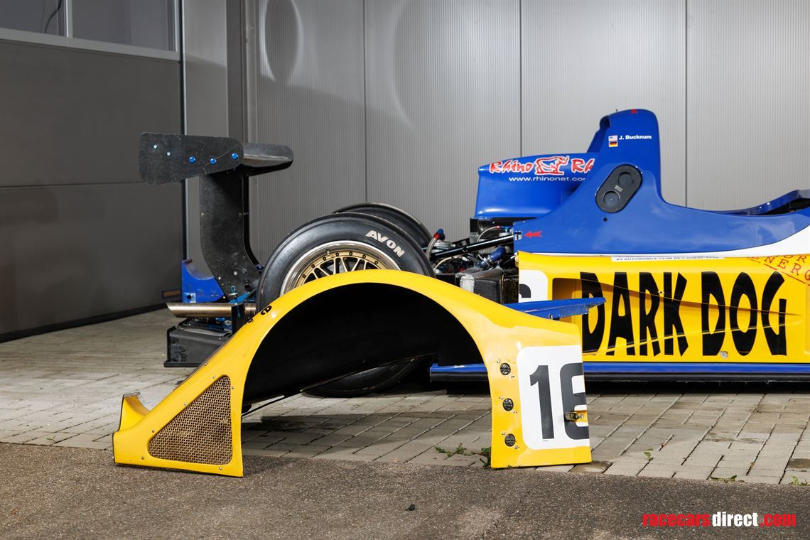 2001-pilbeam-mp8491-prototype-lmp675-competit