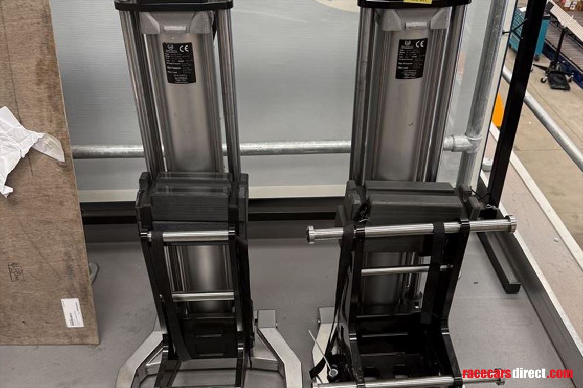 breda-air-lifter-jacks-b850-era02-pair