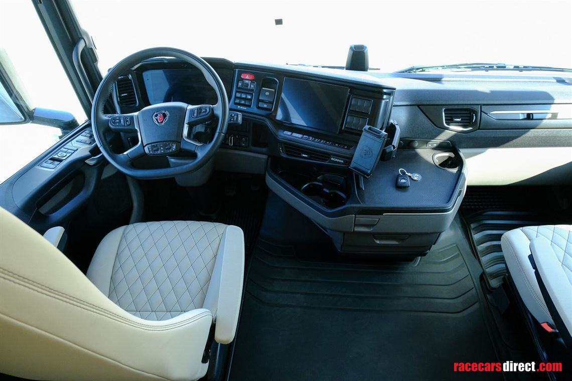 krismar-motorhome-on-scania-500s-chassis