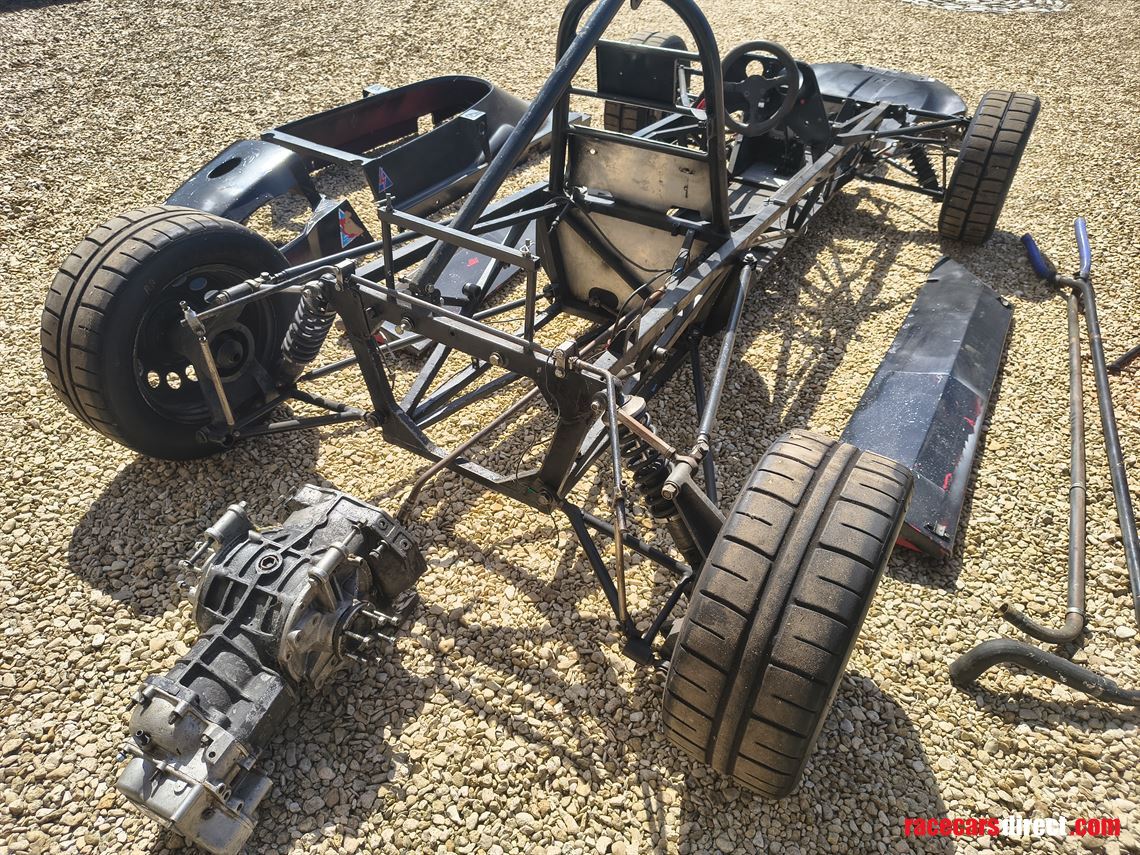 dulon-mp17-classic-formula-ford-ff1600