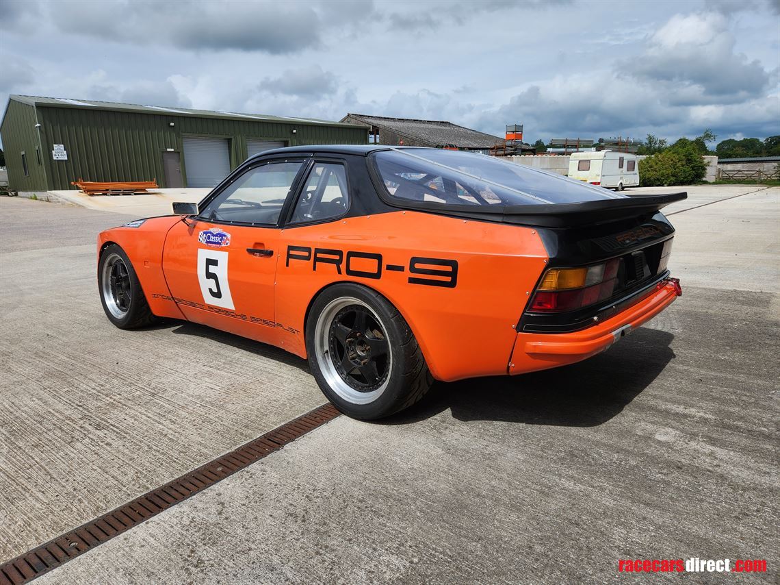 porsche-944-s-race-chassis-lsd-safety-devices