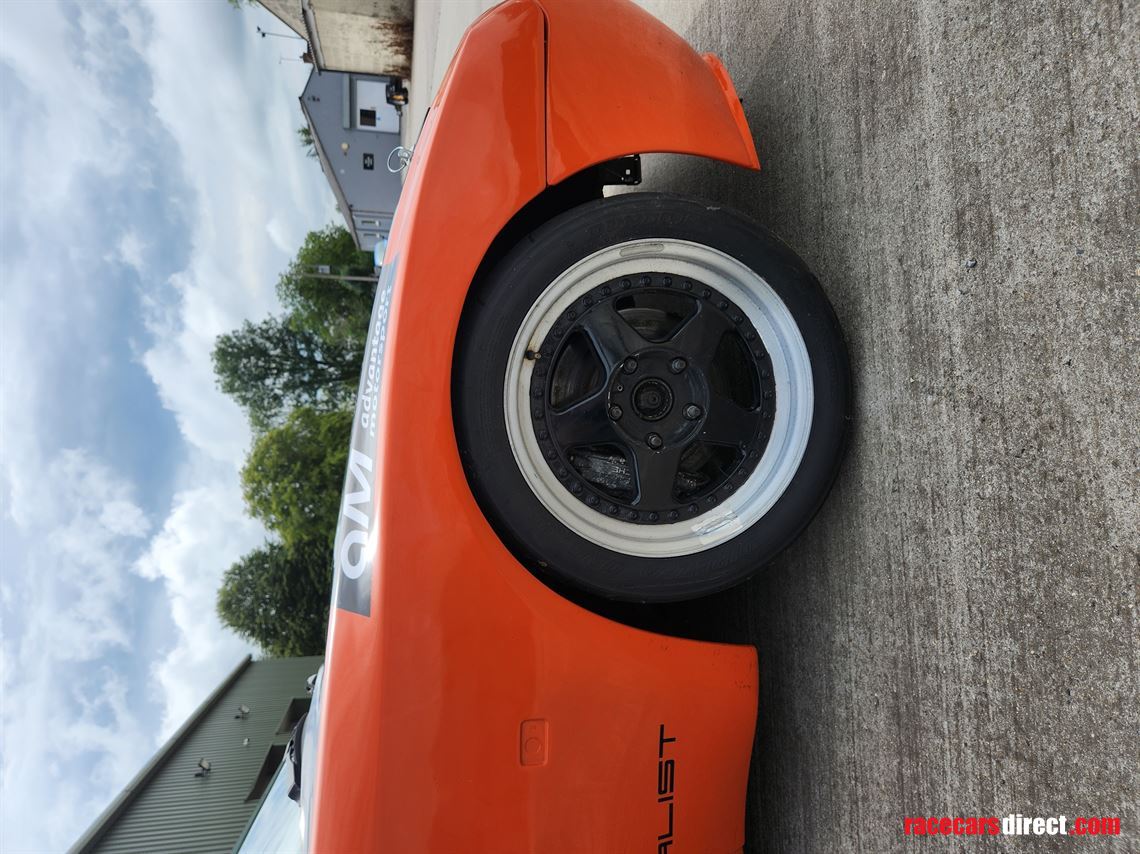 porsche-944-s-race-chassis-lsd-safety-devices